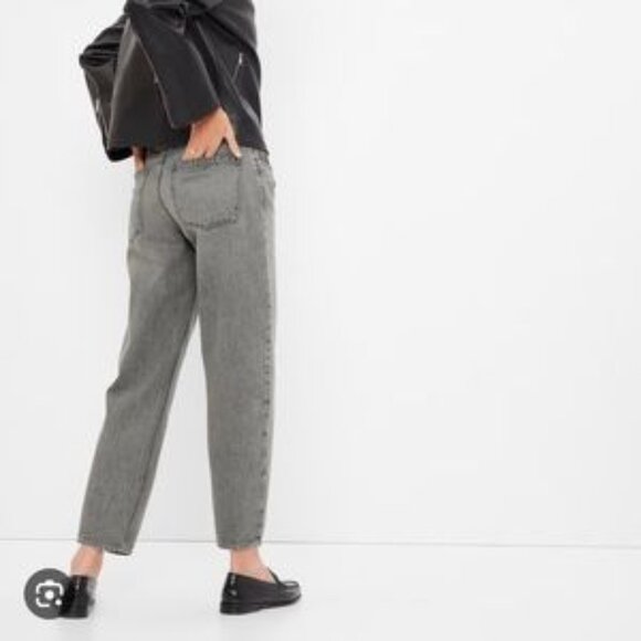 Gap Barrel Jean High Rise in Washed Black Denim 28/6P / Style 600210 - Picture 2 of 11